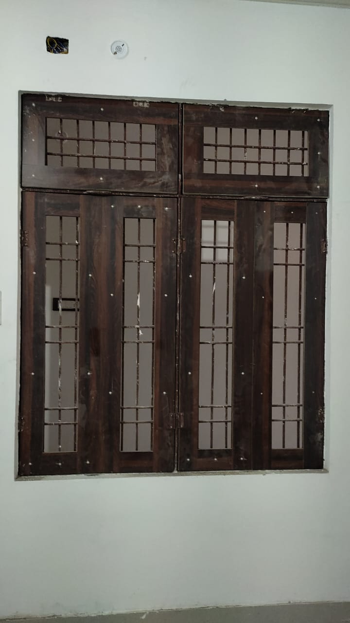 Bakelite Window Design 5