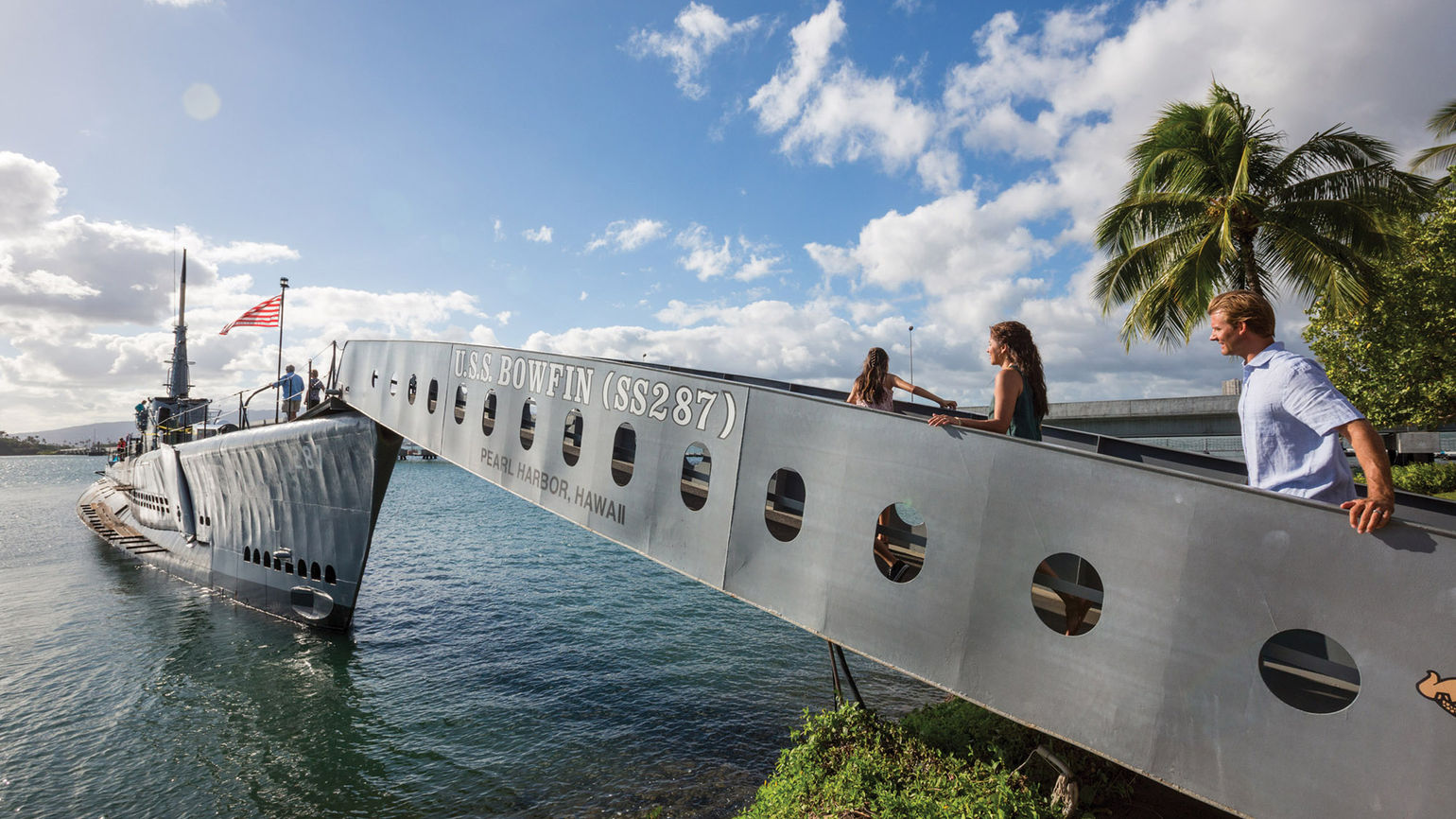 Clients looking to avoid crowds in Hawaii? Book these attractions instead