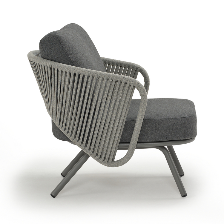 33.8" Outdoor Round Tube Woven Rope Arm Lounge Chair