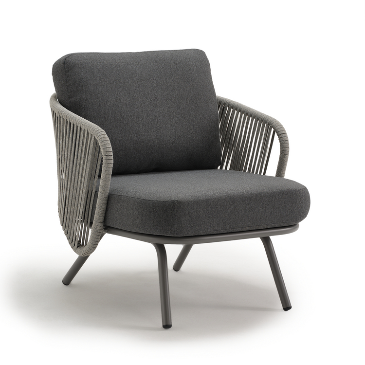 33.8" Outdoor Round Tube Woven Rope Arm Lounge Chair