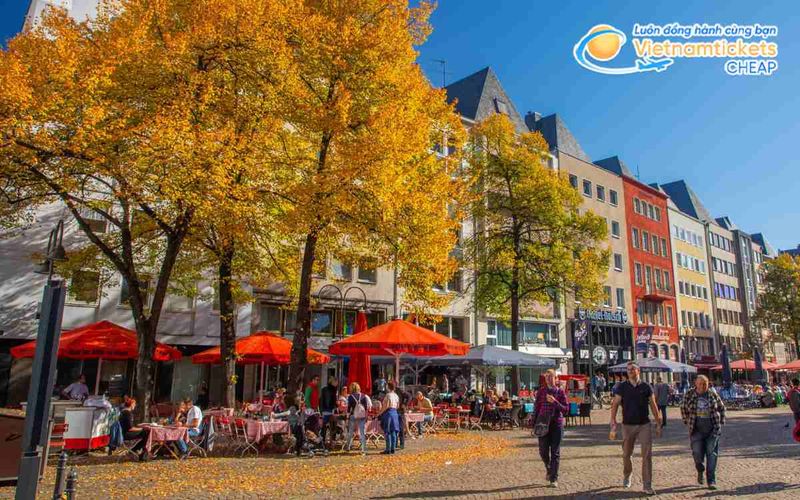 Vẻ đẹp lãng mạn của phố cổ Cologne