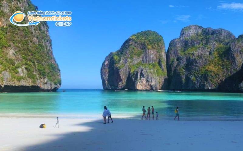 Giá vé máy bay đi Maya Bay