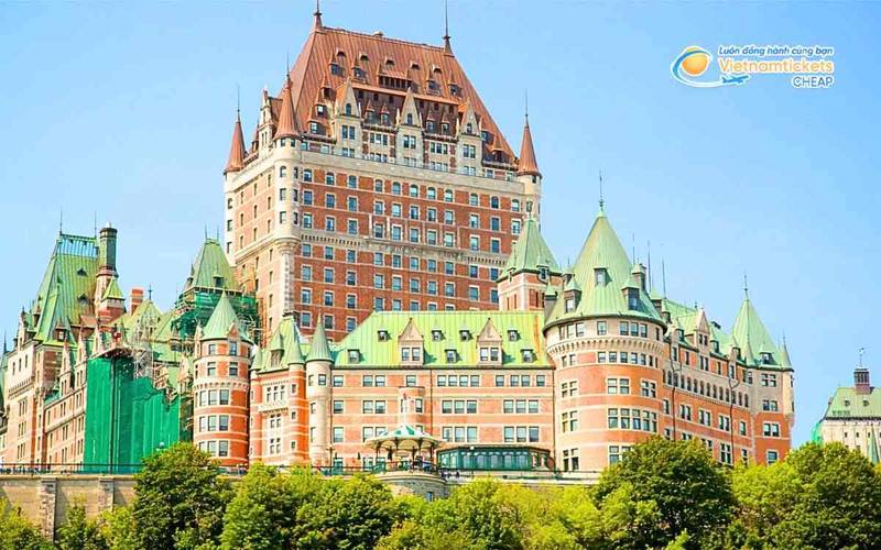 Lâu đài Chateau Frontenac