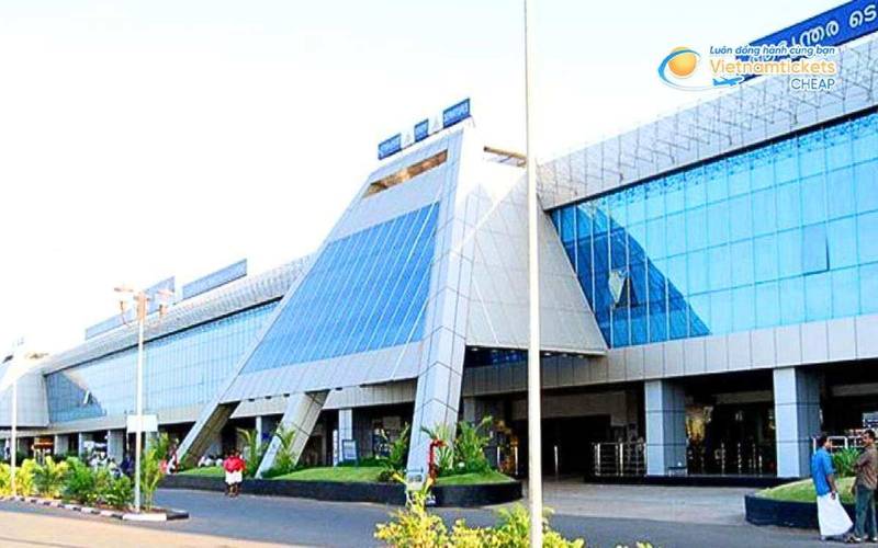 Bay đến Kozhikode hạ cánh ở sân bay nào?