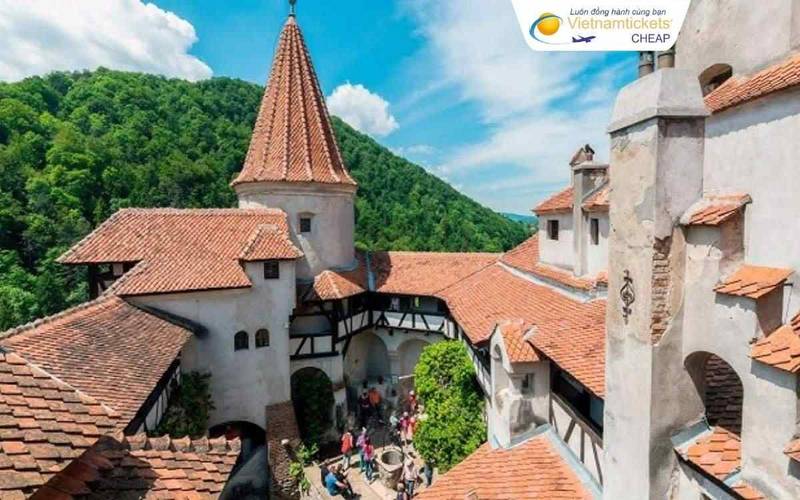 Thời điểm đặt vé máy bay đi Romania