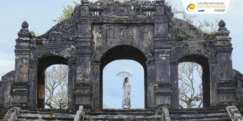 Check-in Văn Thánh Huế
