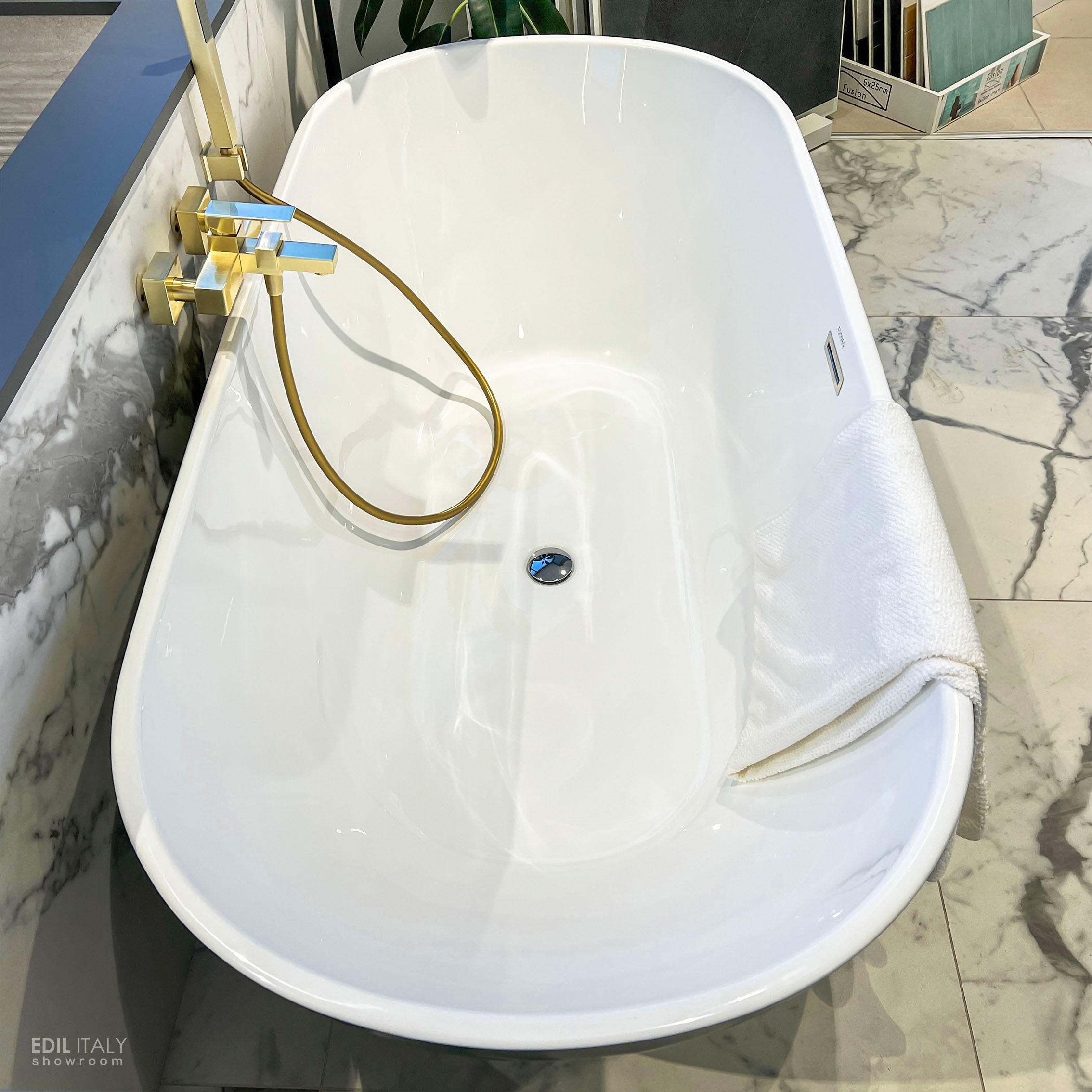 Cada Freestanding Sun -GSG interior alb,exterior verde 170x81xh61