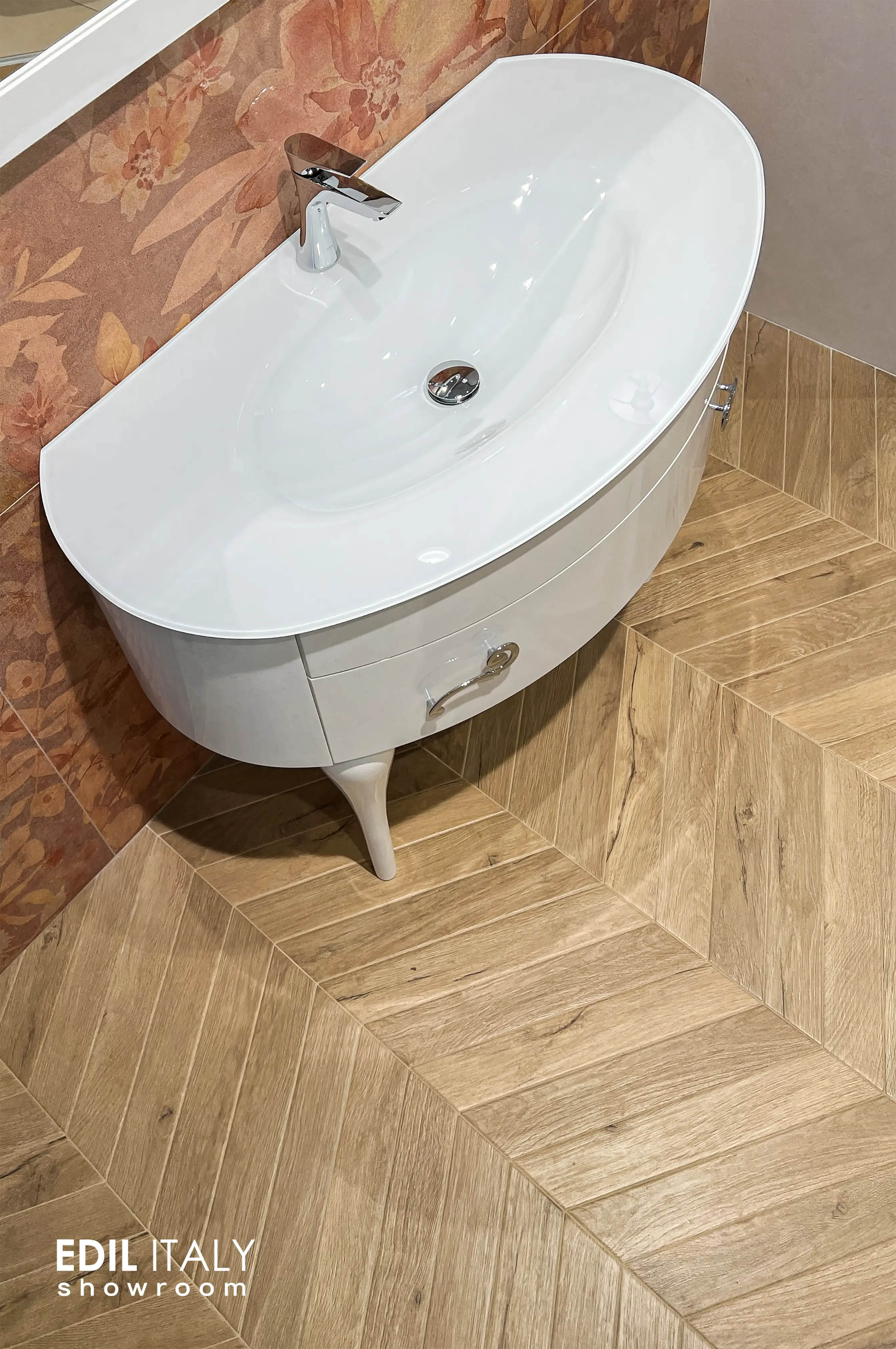 Placă ceramică porțelanată care imită parchetul, stejar natural