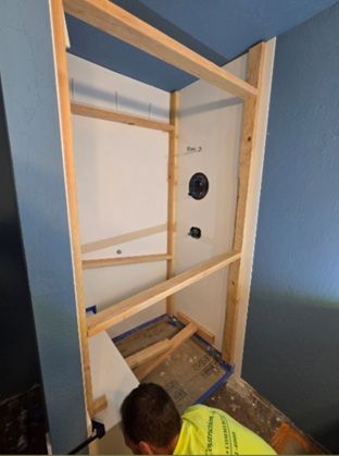 Patricia Dr. niche framing
