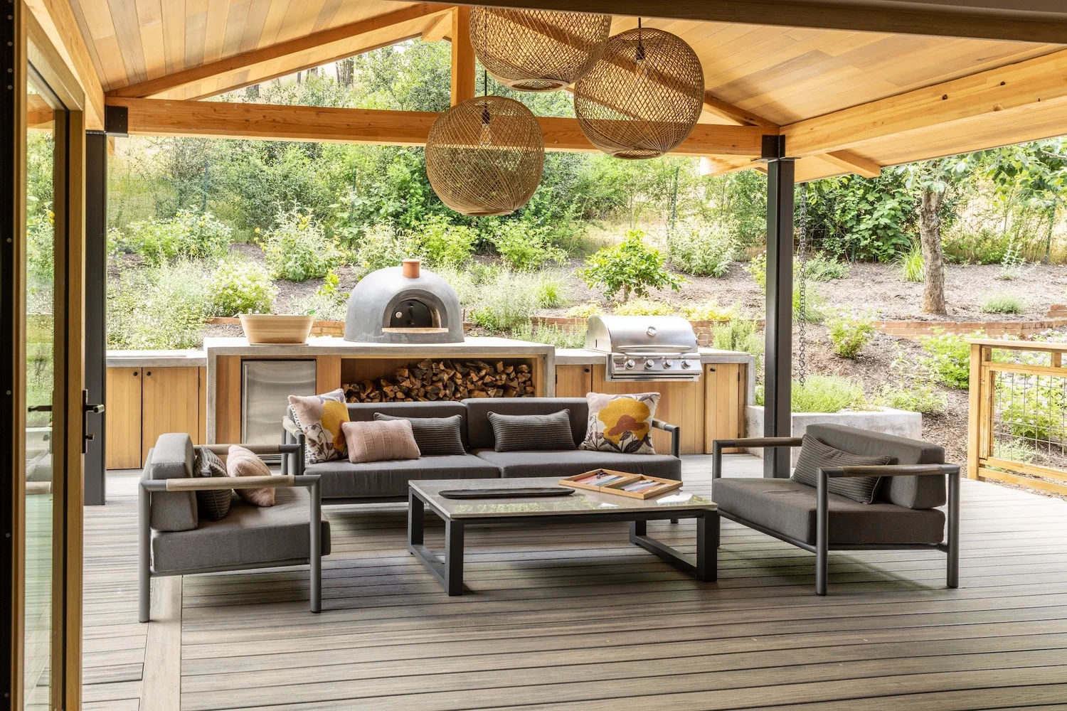 Outdoor Kitchens