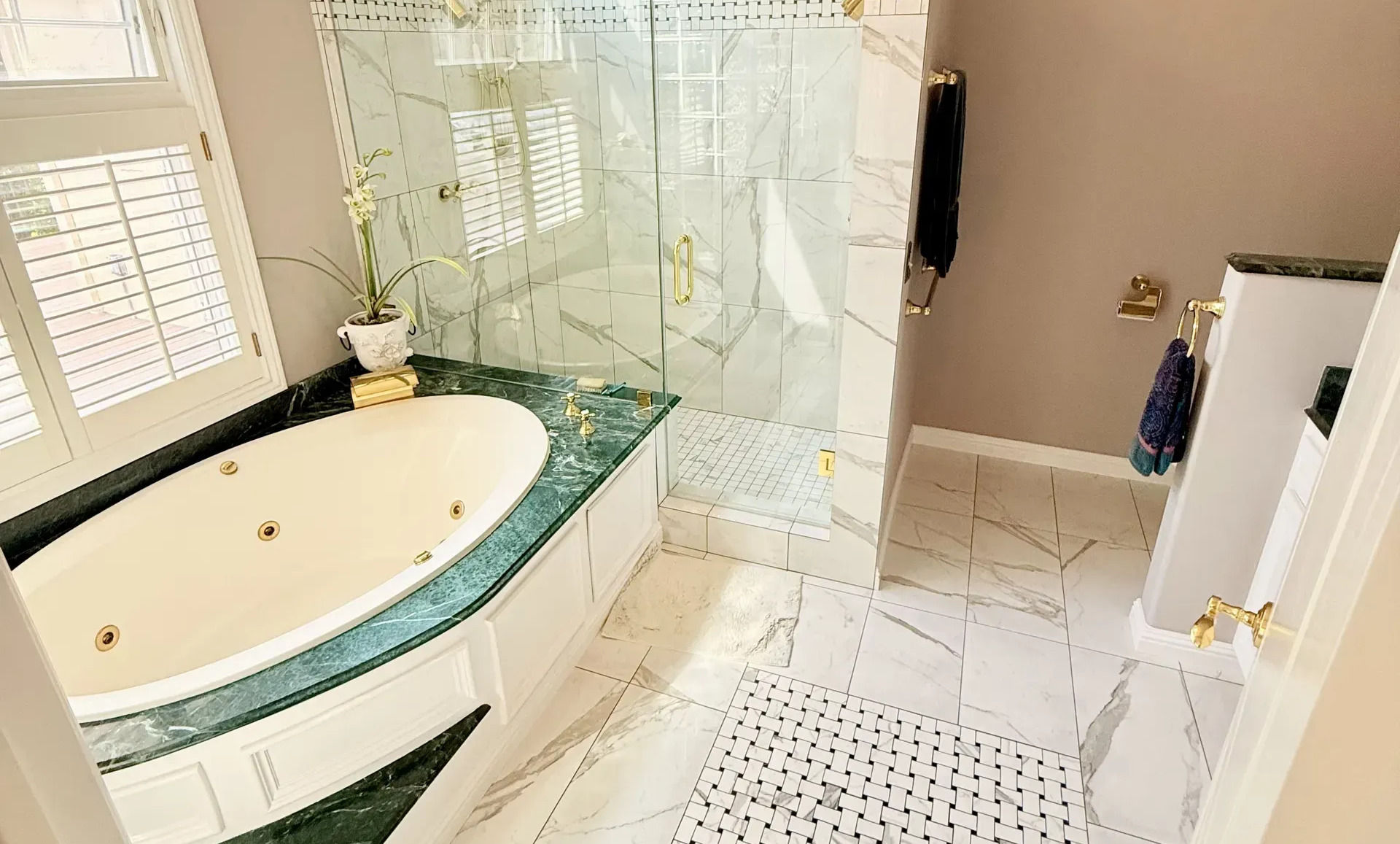 Marble and granite tile installation by London Tile Co