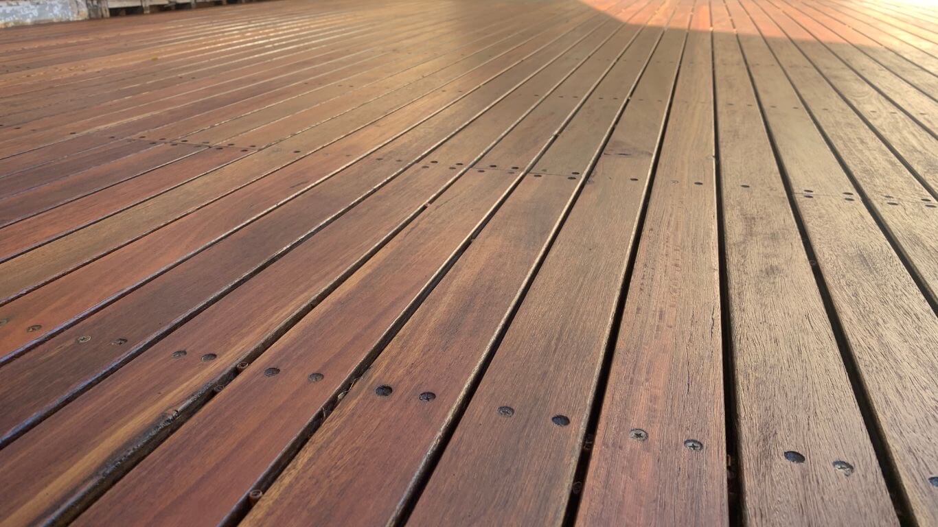 Deck and Fence Staining