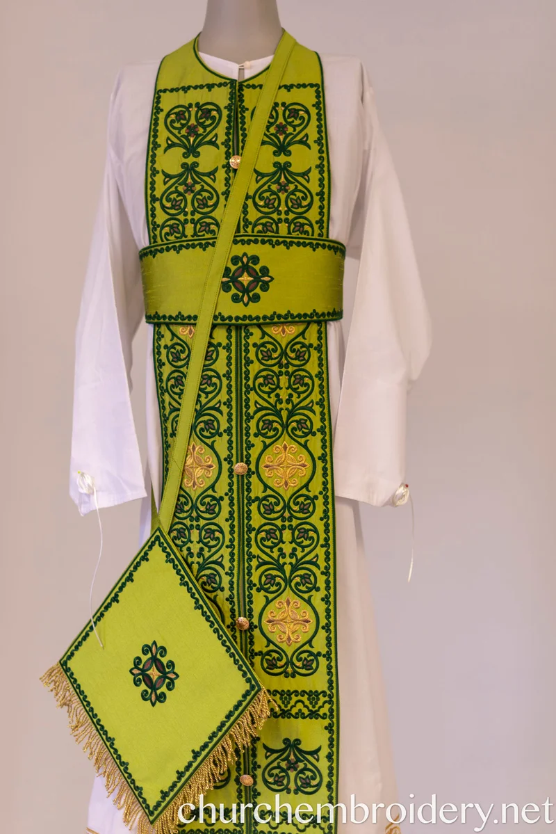 Embroidered Eastern Russian Orthodox Priest Vestments Set — Emerald Green-Gold