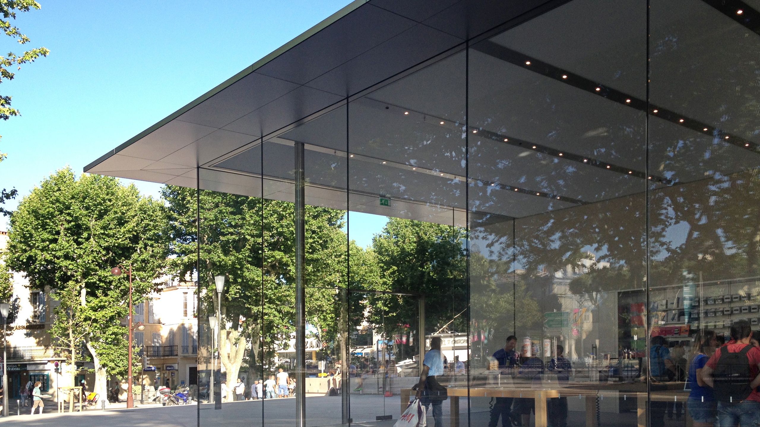 Apple store Aix-en-Provence - 4A Architectes