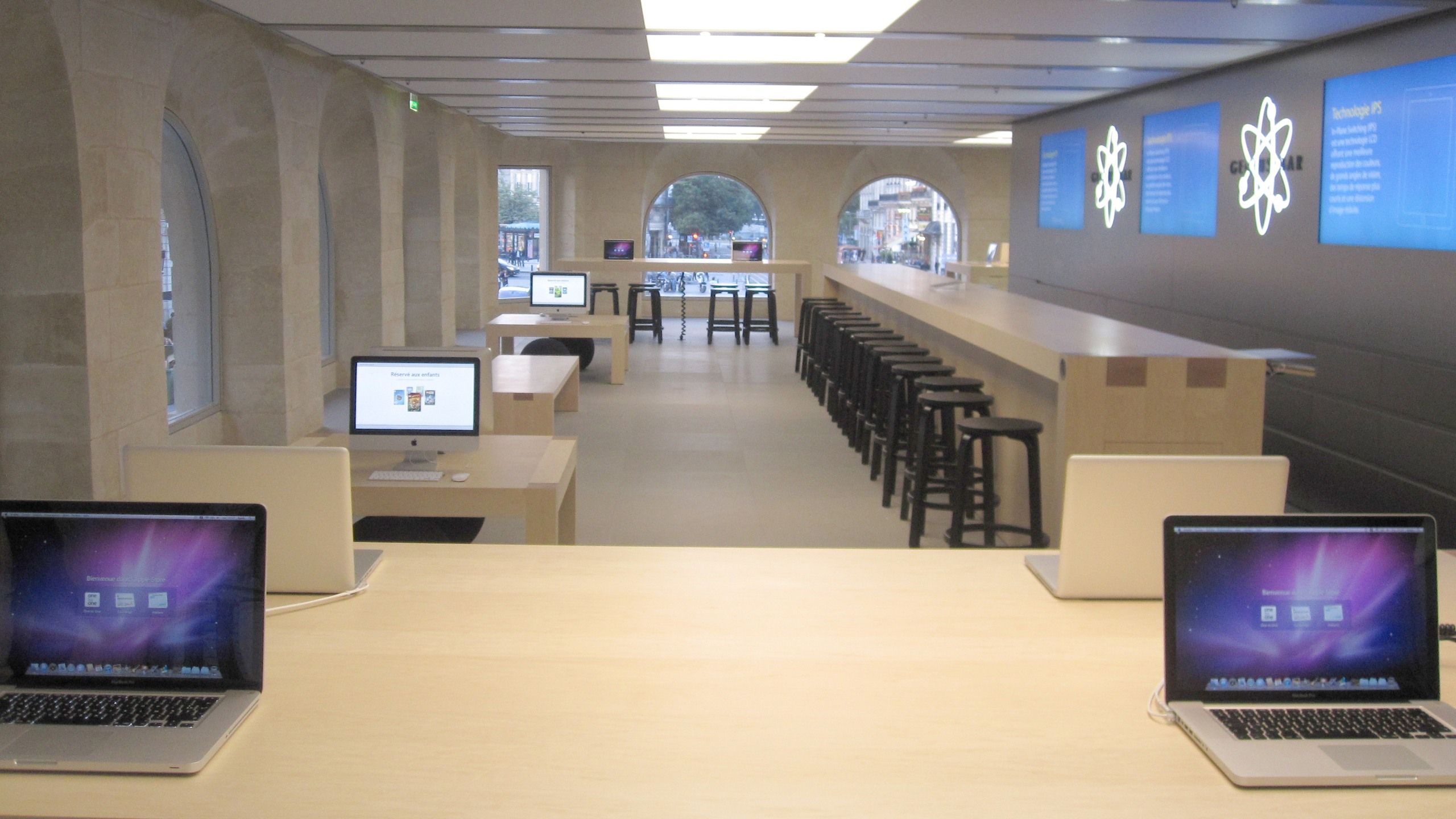 Apple store Bordeaux - 4A Architectes