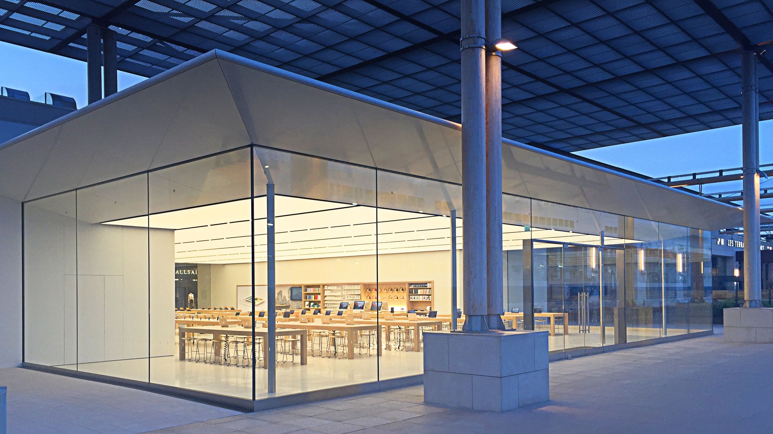 Apple store Marseille - 4A Architectes