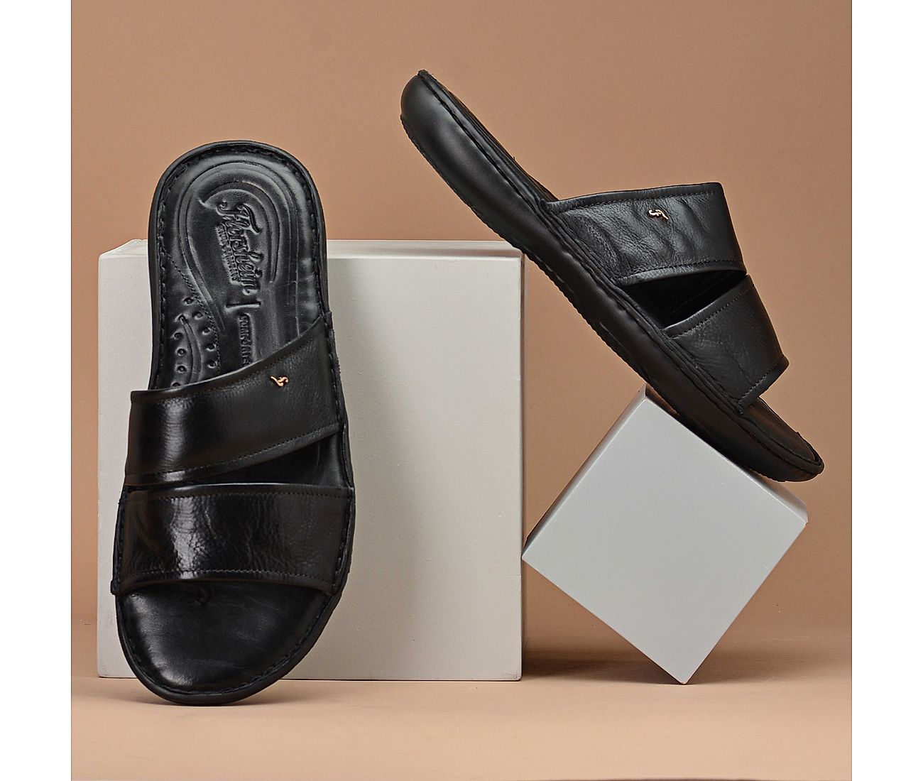 Buy Grey Flip Flop & Slippers for Men by Doctor Extra Soft Online | Ajio.com