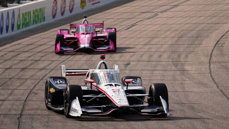 Newgarden vince Gara 1 in Iowa, Penske domina l’Indycar