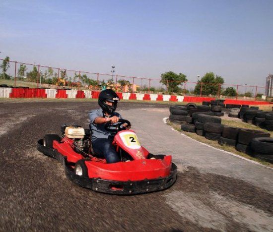 Worlds of Wonder (WOW) Speedway Go Karting timings, noida. Location, Entry  Fees, Opening Hours, Closing Time