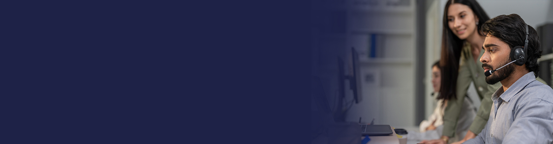 A distributed operating model for customer service