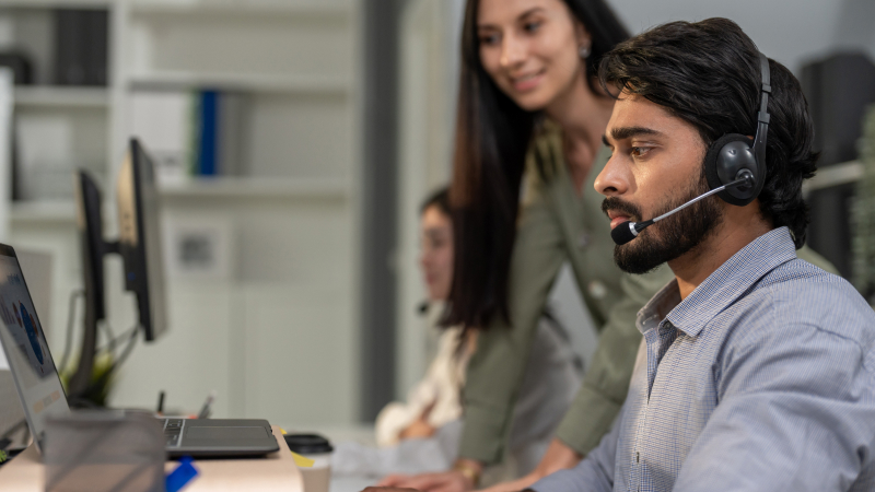 A distributed operating model for customer service