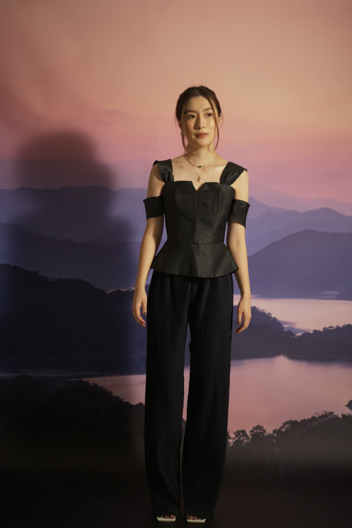 HALOW PEPLUM TOP