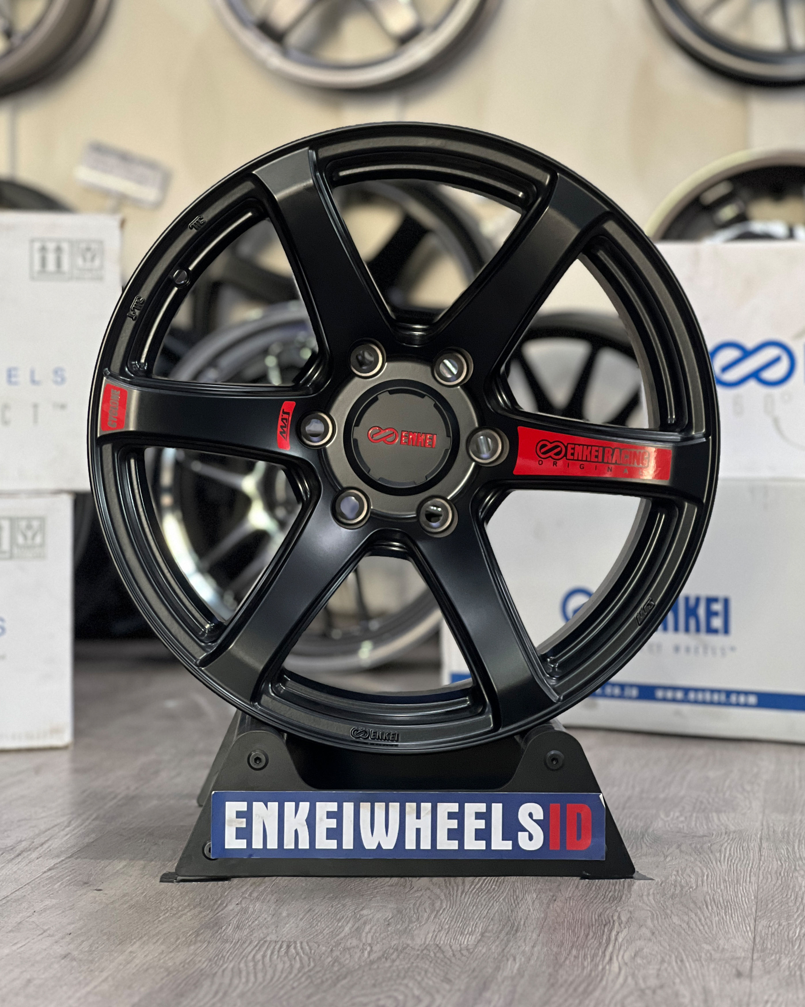 Enkei Cyclone 18 Matte Black
