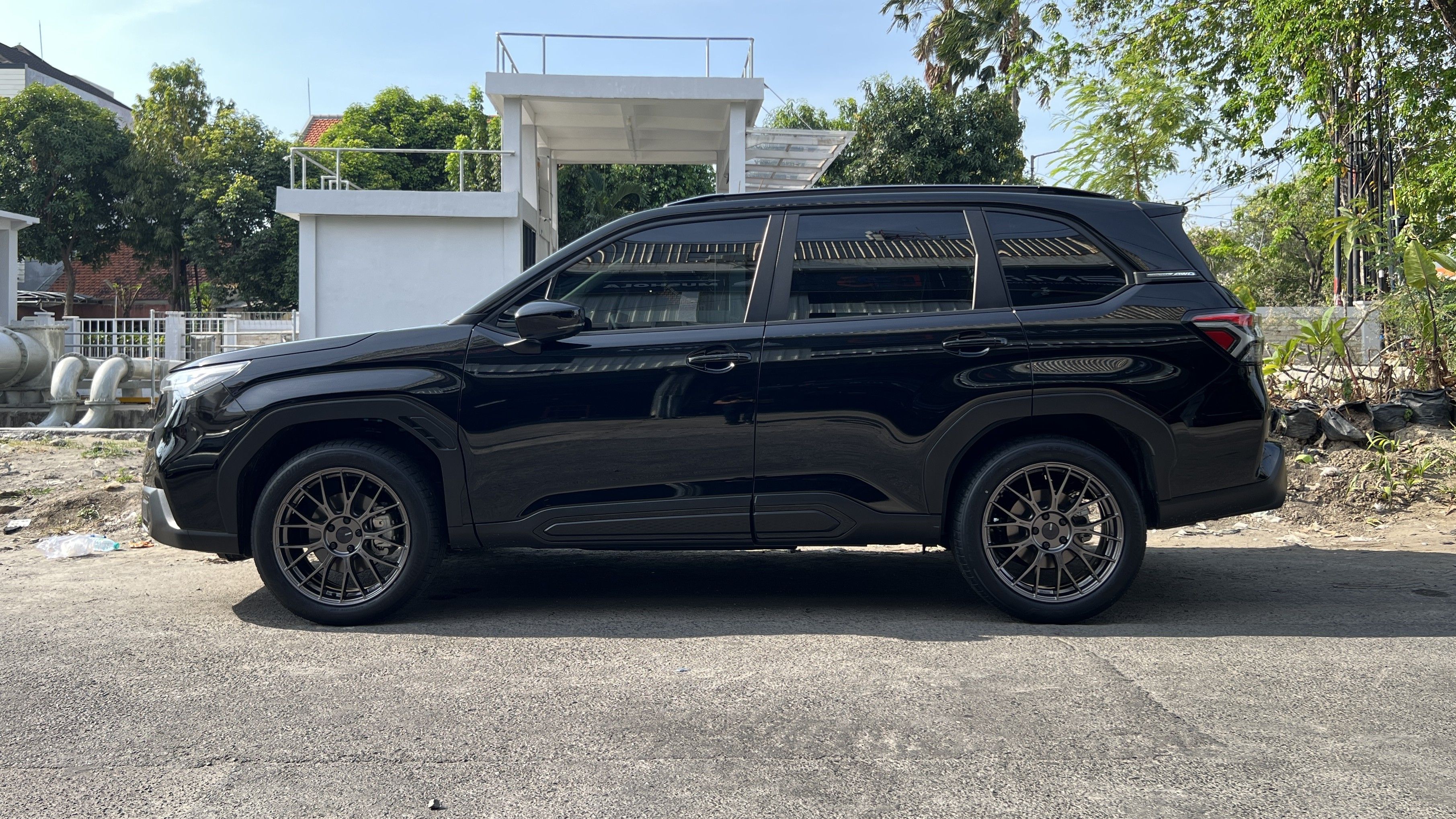 Forester on Enkei PFM1