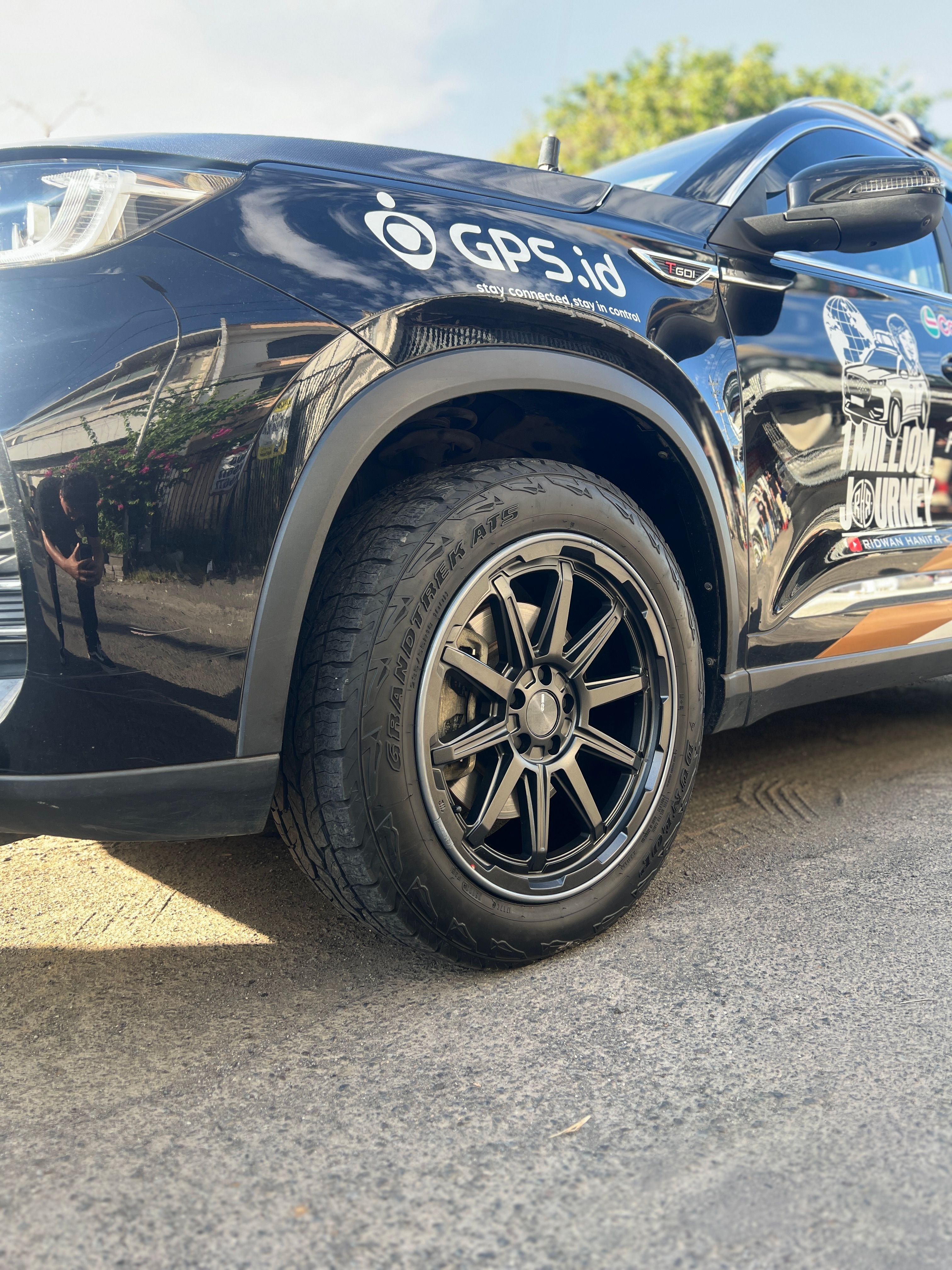 Chery Tiggo 8 on Enkei Adventurer
