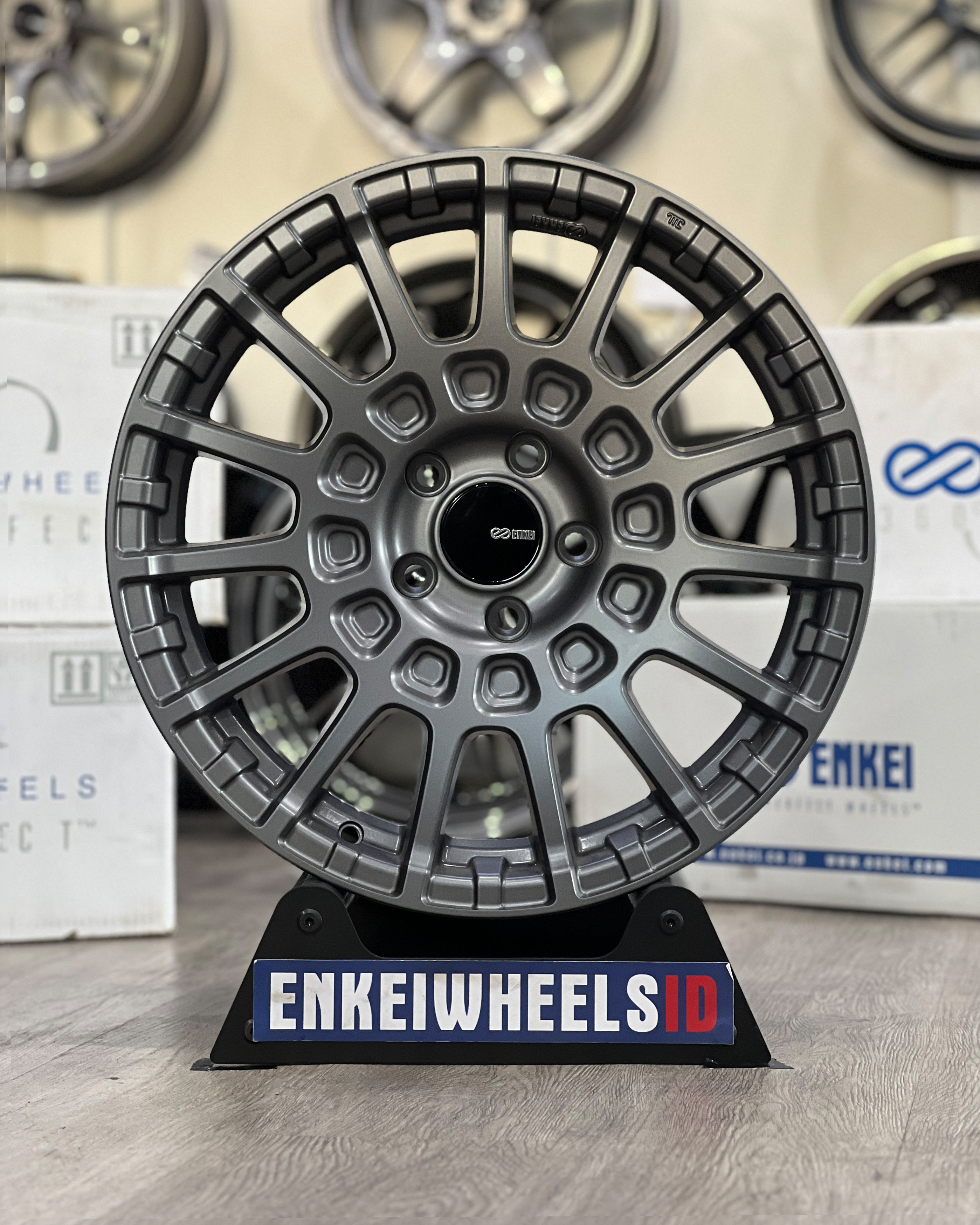 Enkei Overlander 18 Matte Gunmetal