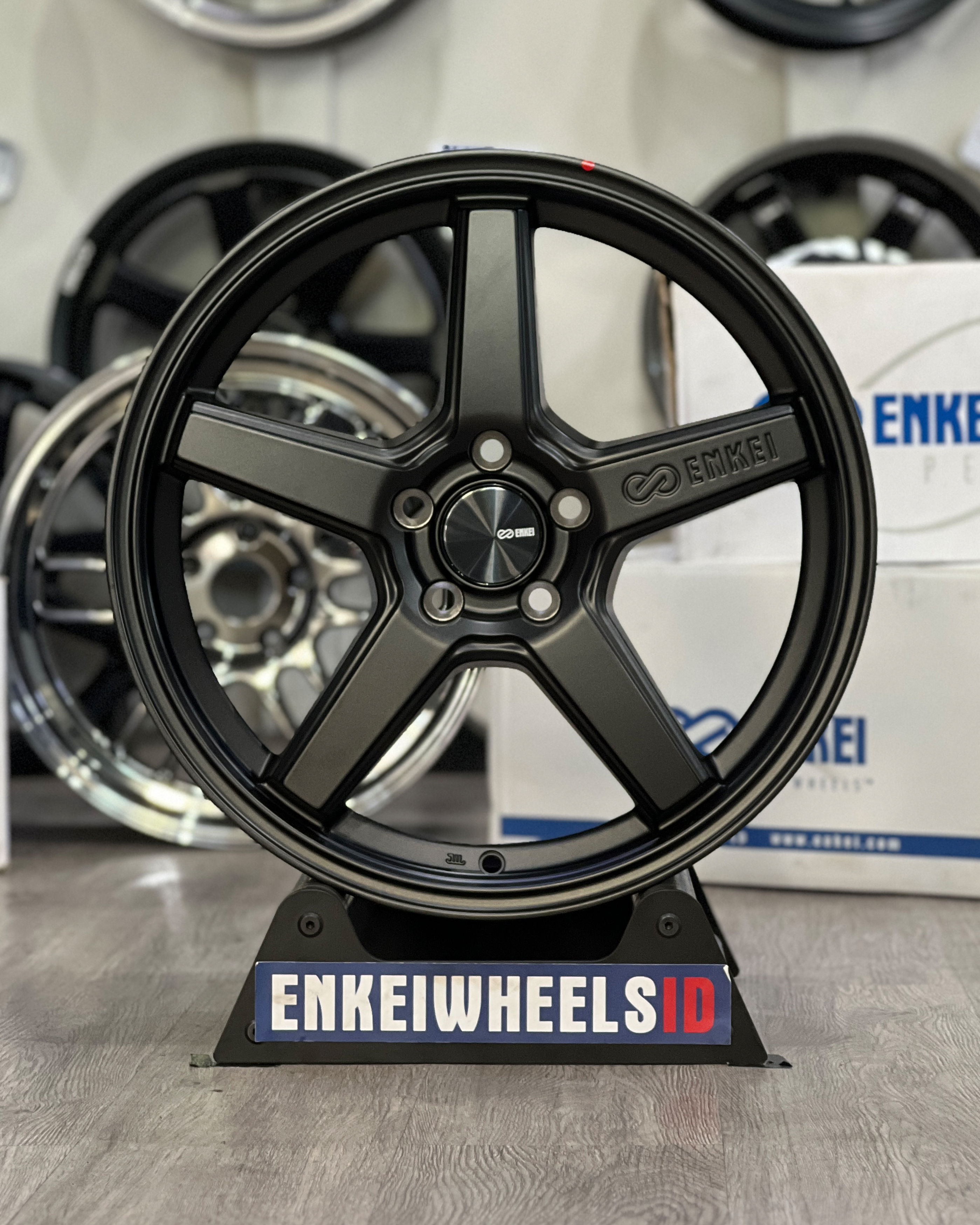 Enkei Quasar 19 Dark Gunmetal