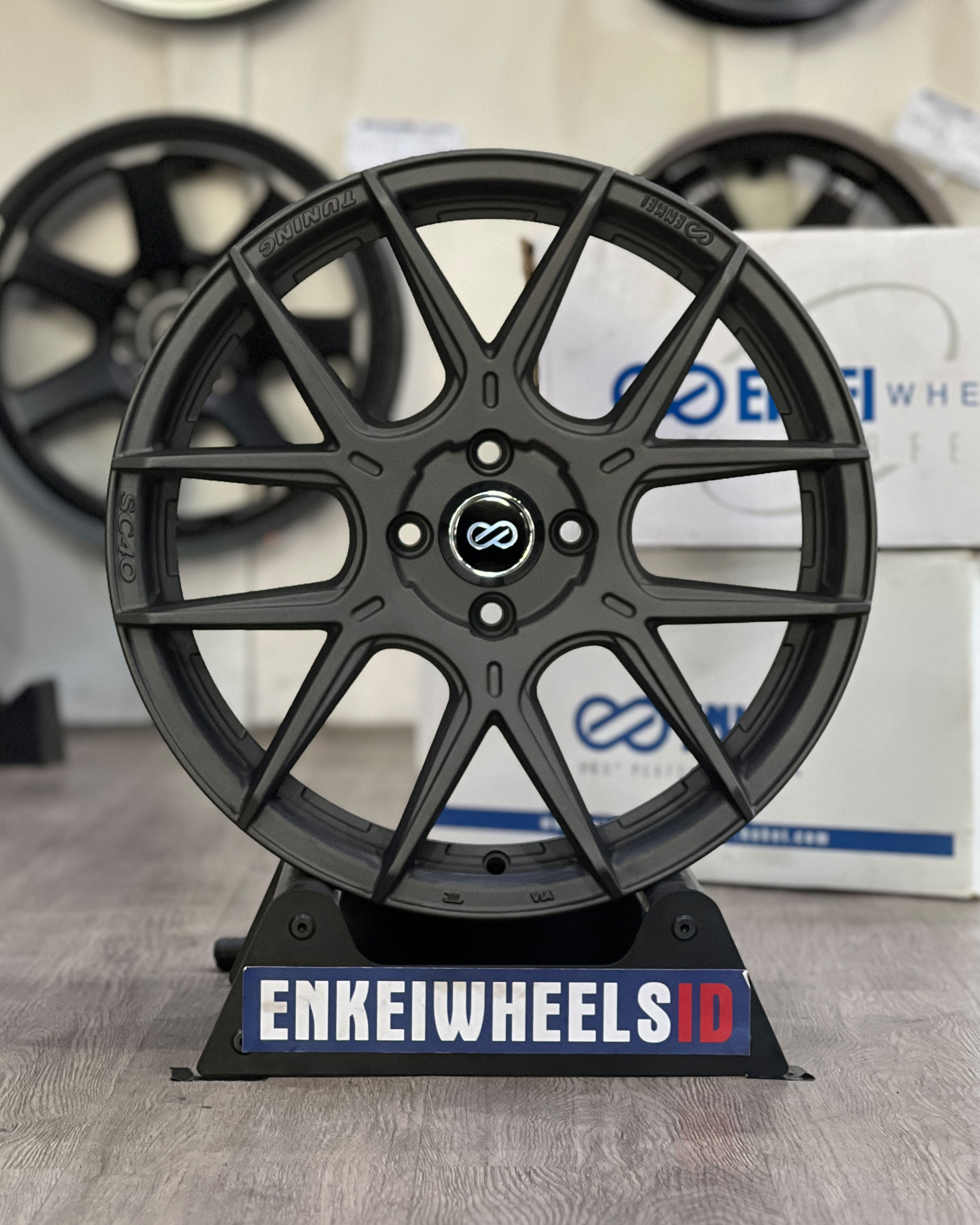 Enkei SC40 17 Matte Gunmetal