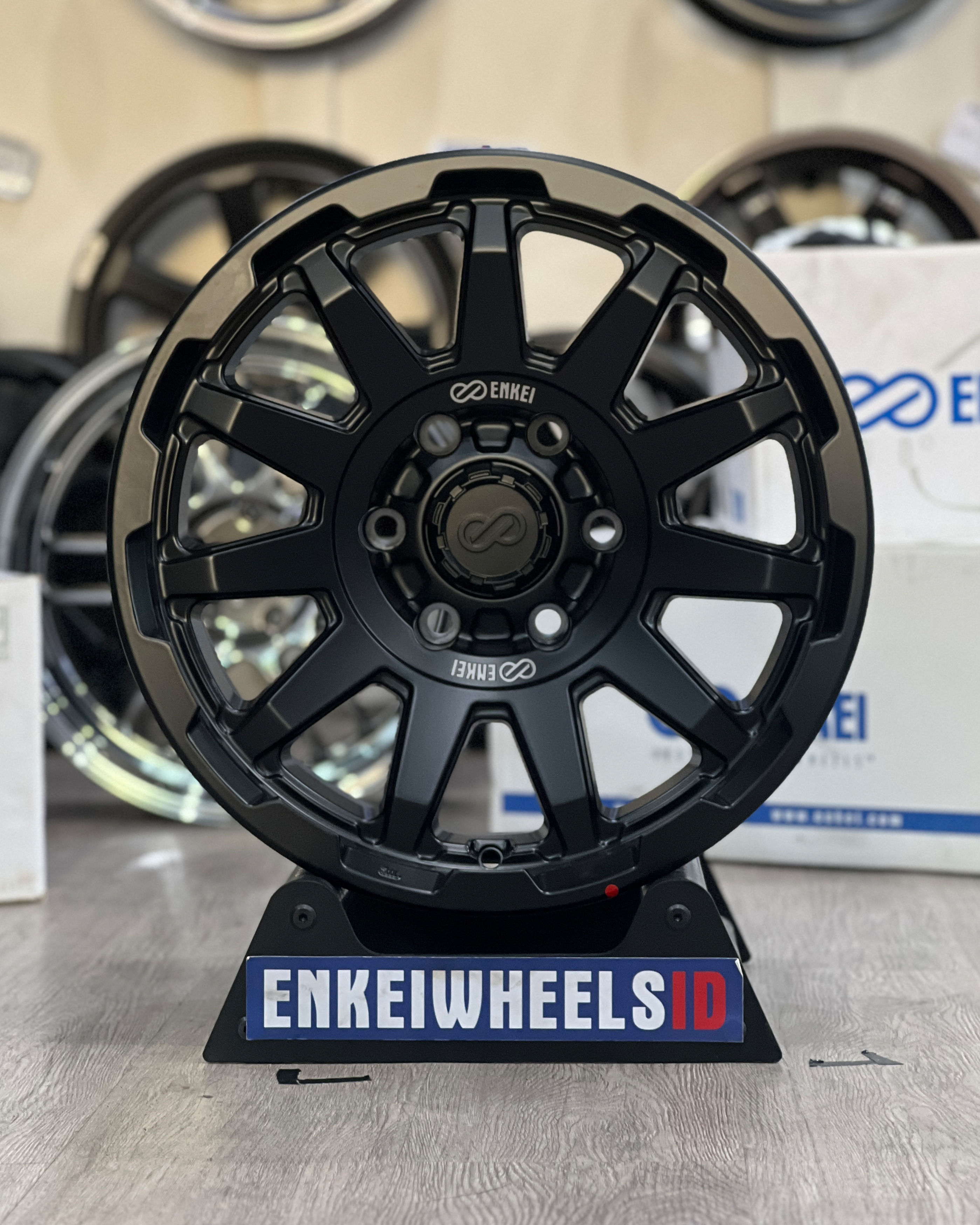 Enkei Trail-Cross 17 Matte Black