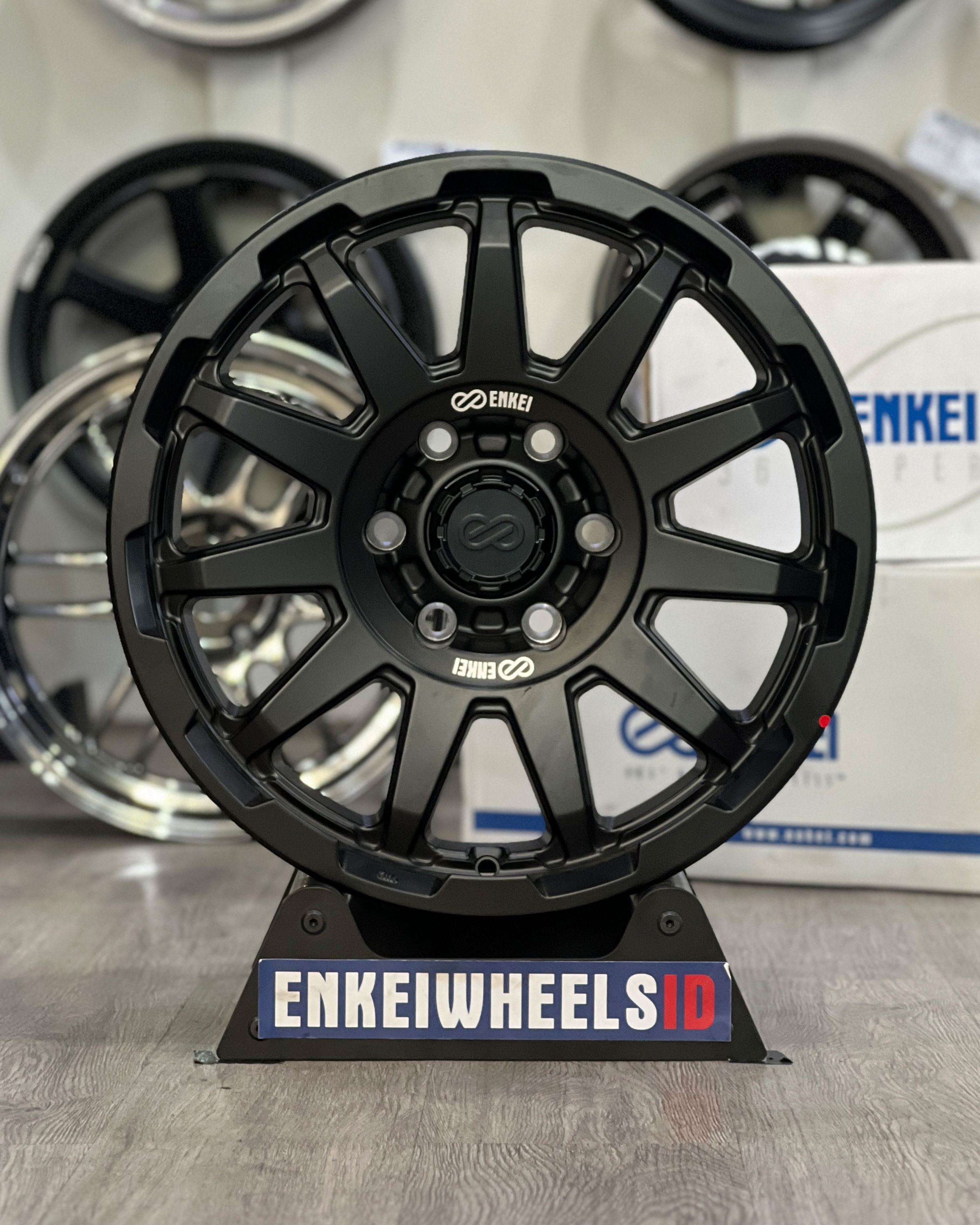 Enkei Trail-Cross 18 Matte Black