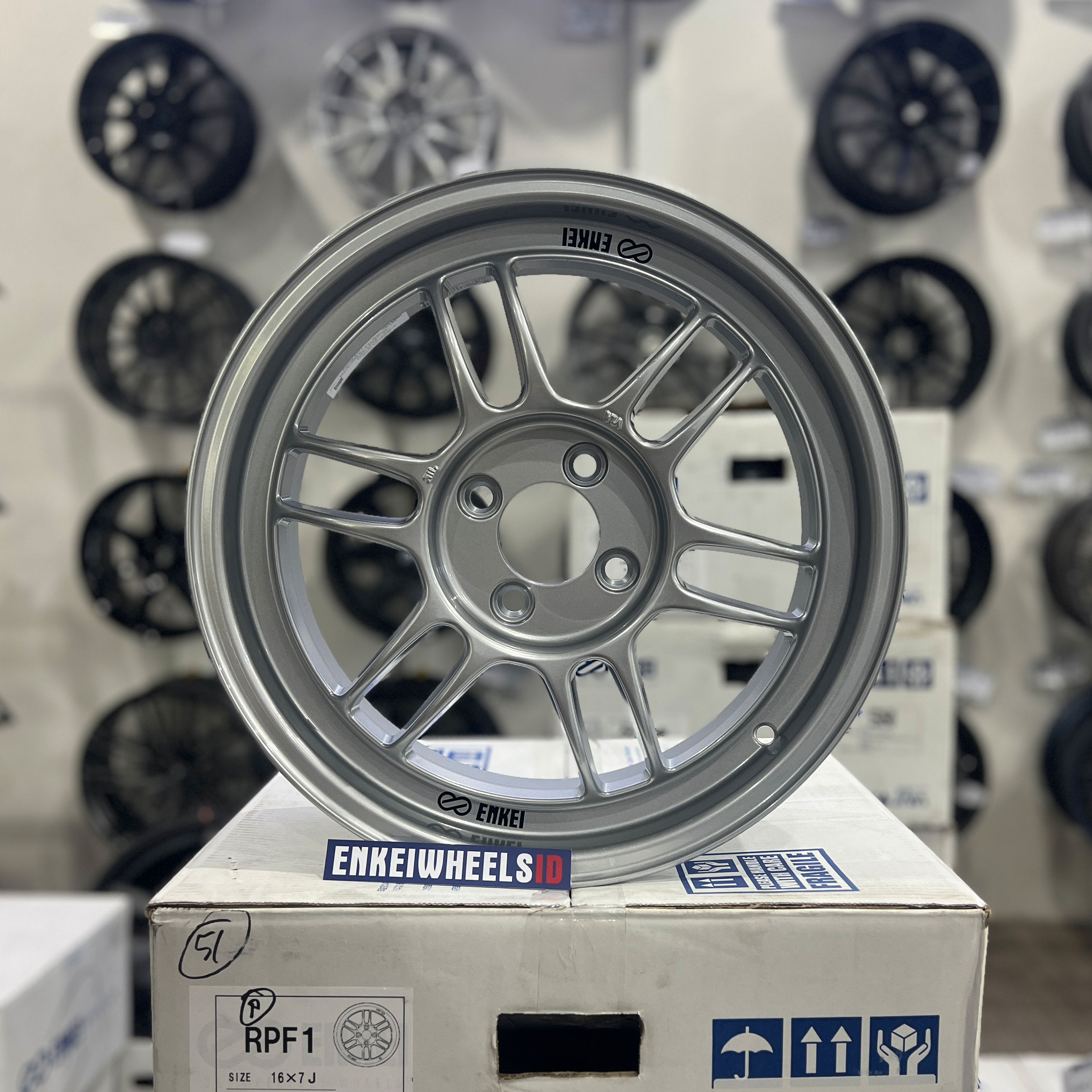 Enkei RPF1 16 Silver
