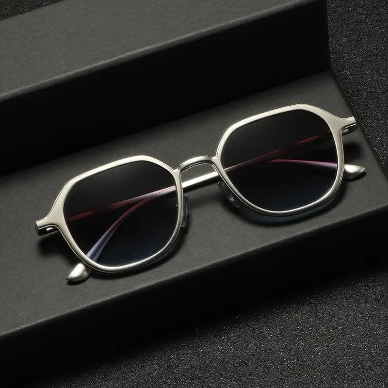 Sunglass
