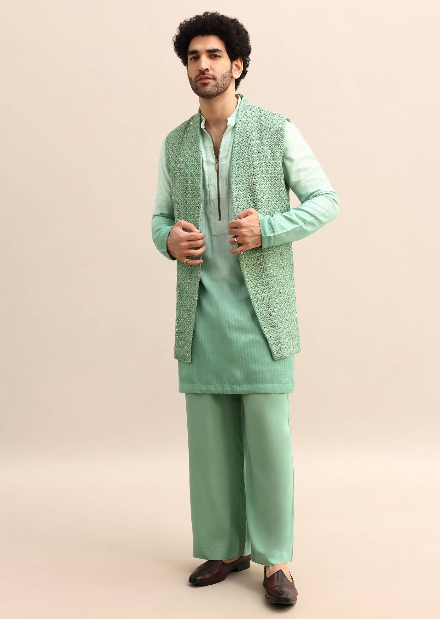 Light_Green_Hand_Embroidered_Silk_Kurta_Jacket_Set-SG233740_8_6f059659-96ba-44ff-856b-af3cededbc86.jpg