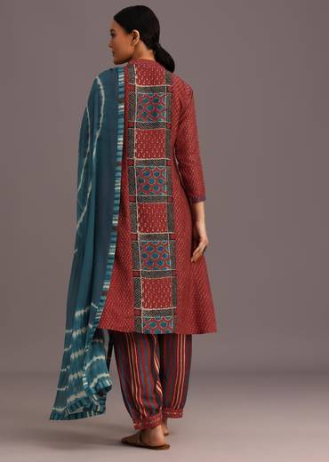 red_ajrakh_printed_kurti_with_stripe_print_salwar_-sg275152_8_2d4d956c-a9f8-4dba-b8bb-6bf7843fe284.jpg