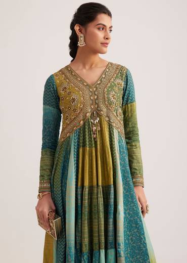 blue_and_green_silk_kurta_with_indie_print-sg297248_9.jpg