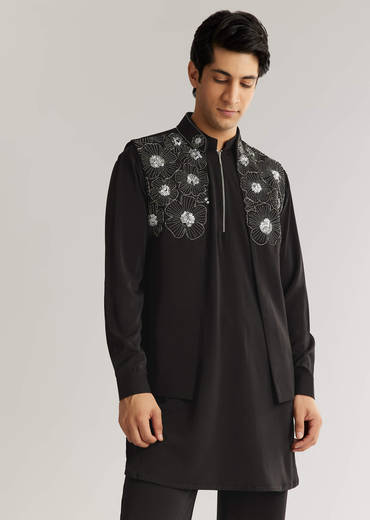 black-suiting-cutdana-sequins-floral-kurta-jacket-set-sg323448-1_f6894049-d099-4685-b57b-c151dc214856.jpg
