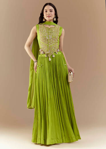 Green Crop Top Skirt Set with Zardozi Work