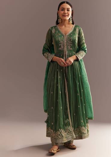 green-tissue-embroidered-anarkali-pant-with-organza-dupatta-sg302147-1_d7362ac9-d60a-4e5c-b23a-e93af7fe43ed.jpg