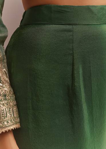 green-tissue-embroidered-anarkali-pant-with-organza-dupatta-sg302147-1_d7362ac9-d60a-4e5c-b23a-e93af7fe43ed.jpg
