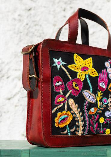 Handcraft hand embroidered leather bags