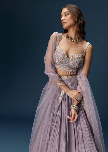 lavender-bridesmaid-lehenga-with-sweetheart-neckline-blouse-and-embroidered-dupatta-sg334649-1_de83bce0-5946-448d-a704-98ad5336cce2.jpg