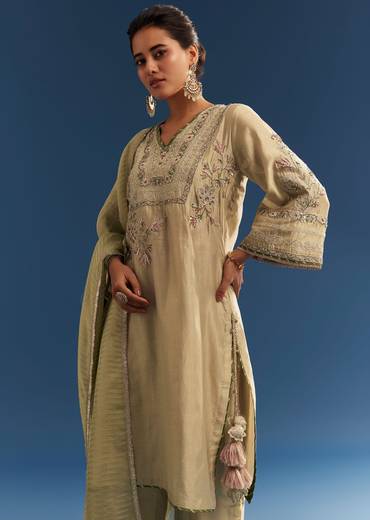 light-green-chanderi-kurta-set-with-organza-dupatta-and-tassel-tie-up-back-sg305280-2_cb0dc4c6-a01b-4e9b-85be-a63b09194dd8.jpg