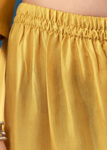 Mustard Yellow Pakistani Style Straight Kurta Set With Dupatta Cotton Thread Work