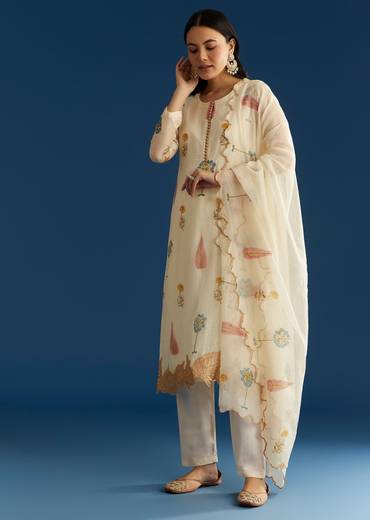 off-white-block-print-kurta-and-dupatta-set-in-mull-chanderi-sg305518-1_d2651e8b-3e92-444f-858f-4614eee200fd.jpg