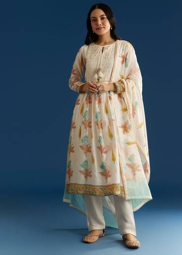 off-white-block-print-kurta-and-dupatta-set-with-gotta-lace-detailing-sg305538-1_666e7646-b07f-4b23-9094-ee17e509d2ef.jpg
