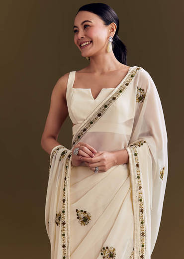 off-white-georgette-saree-with-kashmiri-floral-embroidery-sg293150-5_26ac7ebd-beb9-4bac-8796-c28a8d6f2b01.jpg